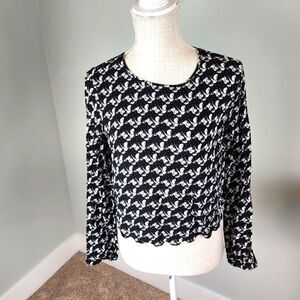 AEROPOSTALE WOMEN'S TOP  FEATURES WHITE FLYING BIRDS LONG SLEEVE SIZE SMALL